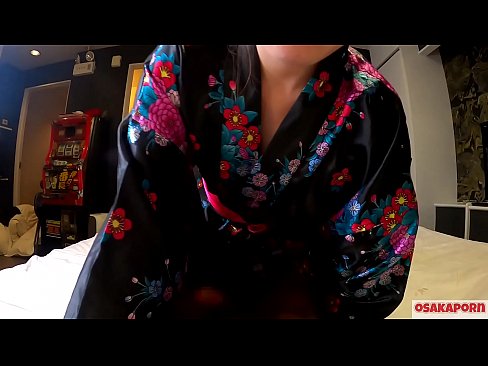 ❤️ Keçika ciwan a cosplay ji seksê hez dike ku bi orgazmê bi şûjinek di hespêk û blowjob de. Keçika Asyayî ya bi pisîka porî û bi cil û bergên kevneşopî yên Japonî di vîdyoya amator de ku masturbasyona bi pêlîstokên qijikê nîşan dide. Sakura 3 OSAKAPORN. ❤❌ Vîdyoyê seksî li me