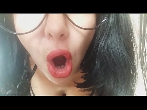 ❤️ Heval, dêya te îro nahêle tu biçî dibistanê... Pir hewcedariya min bi te heye... ❤❌ Vîdyoyê seksî li me